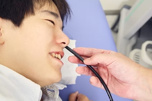 負担の少ない鼻からの検査